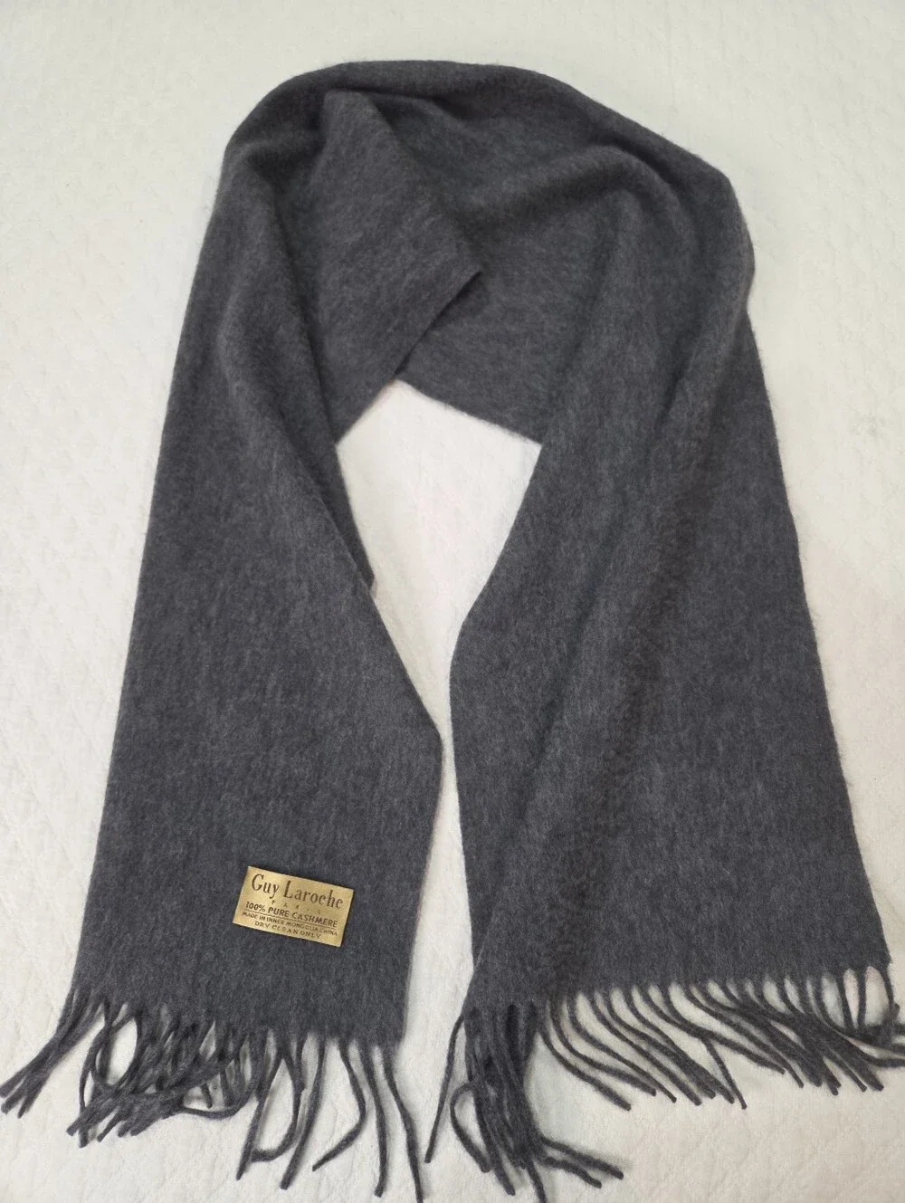 Guy Laroche Paris Grey Cashmere Scarf with Fringe Men Women Unisex